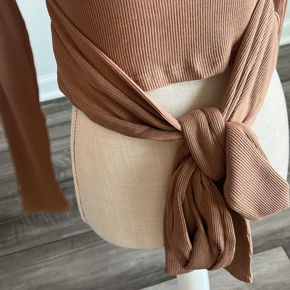 Tan Ribbed Tie-Front Crop Top Nwot - Picture 8 of 8